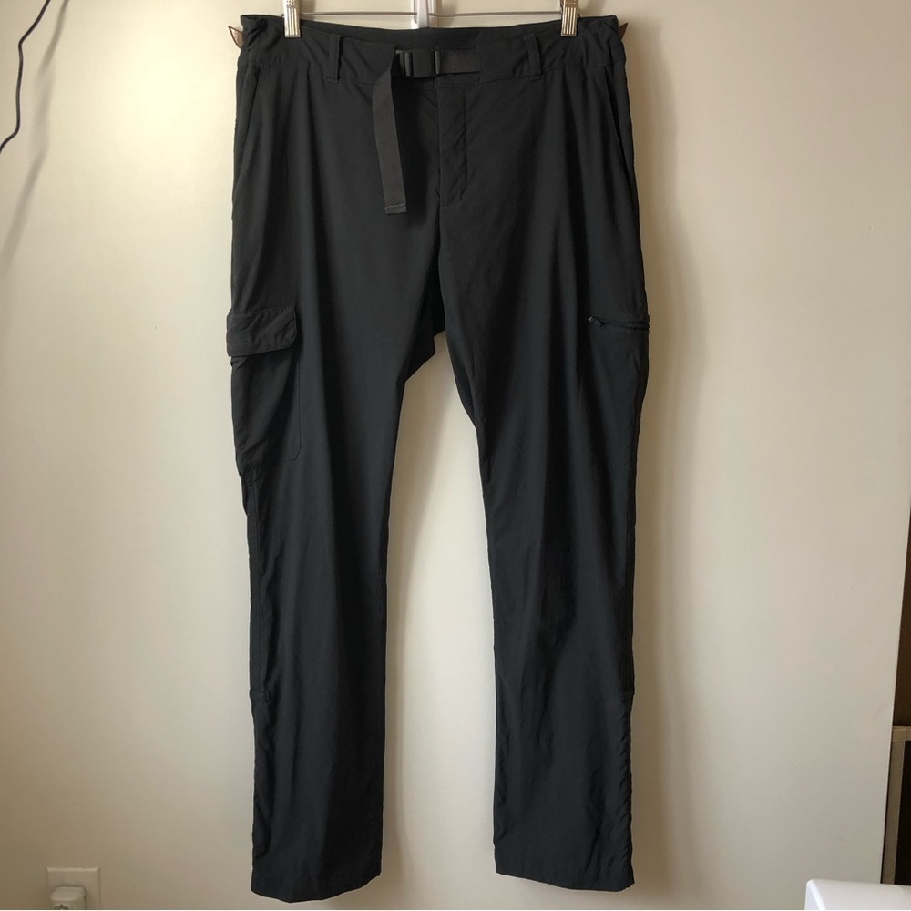 The North Face hiking pants belt pockets and adjustable length gray Size 14